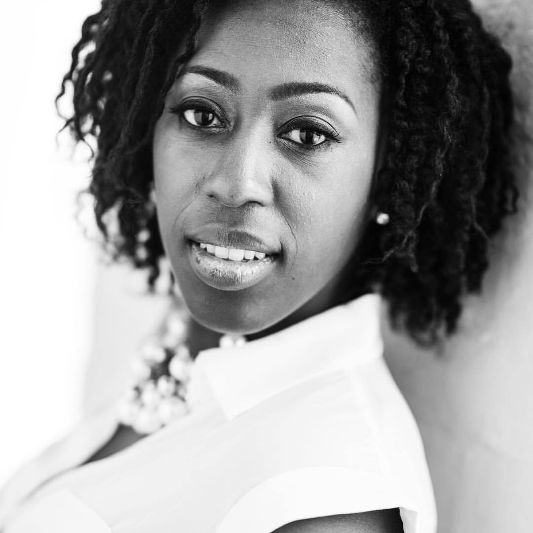 Nicole Palermo Beauty/Mary Gardella Photography/Elle Sessions